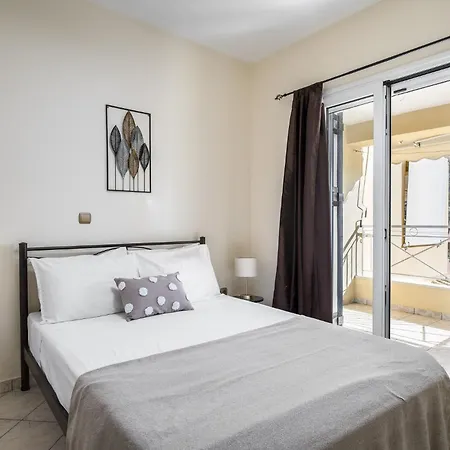 Nina With Private Plunge Pool, 5km To Corfu Town Kastania (Corfu)